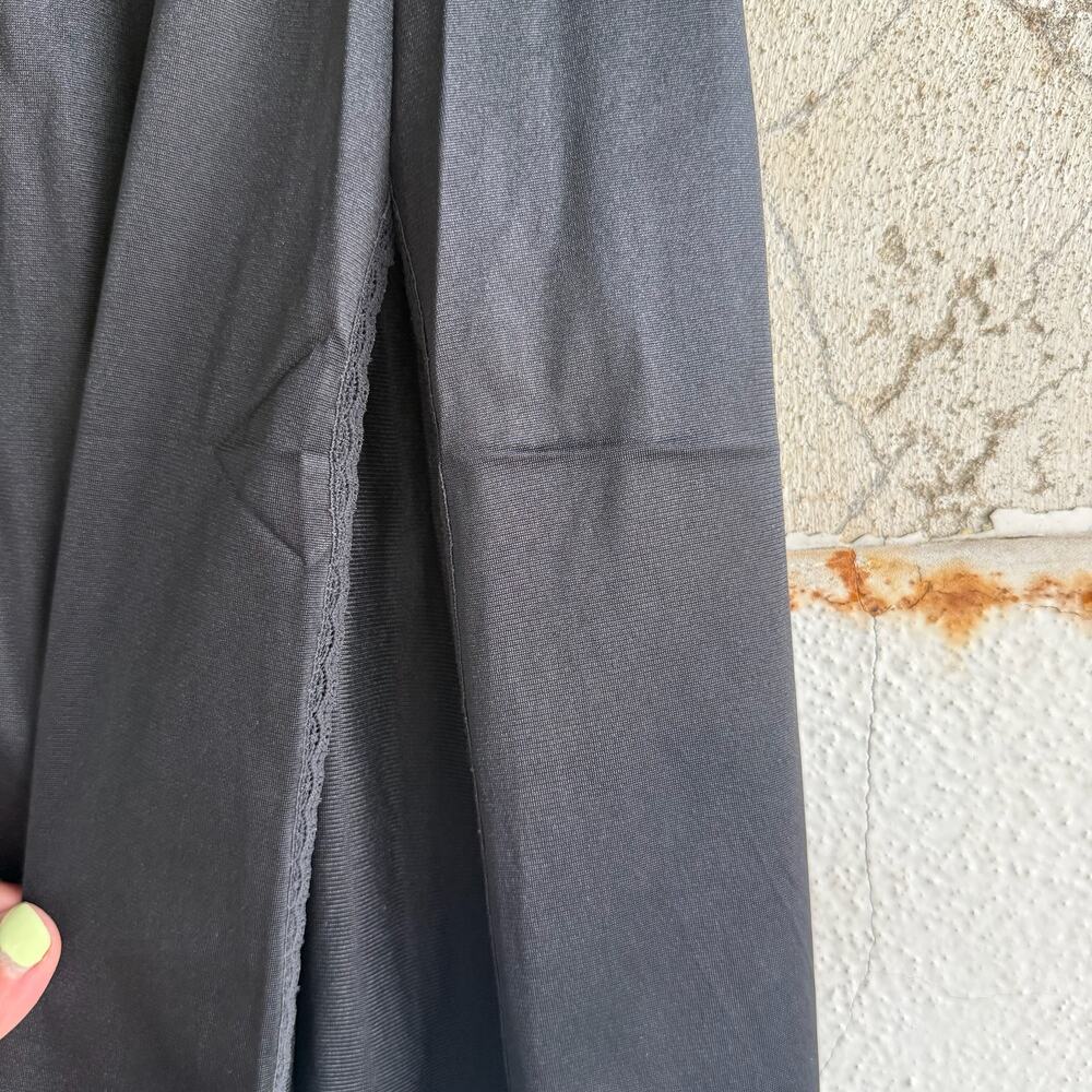 Vintage Black Nylon Half Slip Skirt Lace Trim Midi Length Underskirt Lingerie M - Picture 4 of 5